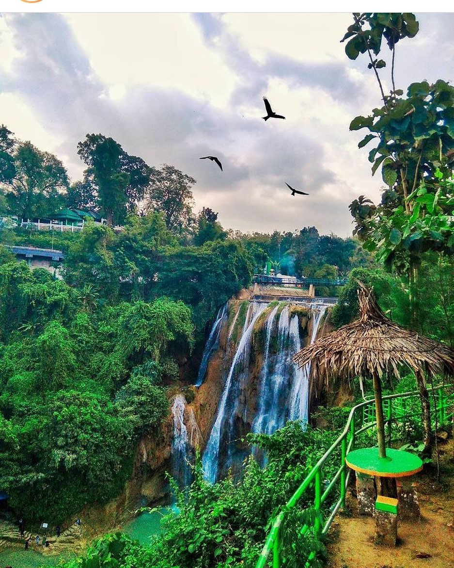 Wisata Air Terjun Nglirip: Rekomendasi Tempat Outbound Bernuasa Alam